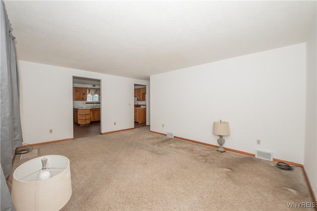 680 Dick Road, Cheektowaga, NY 14225