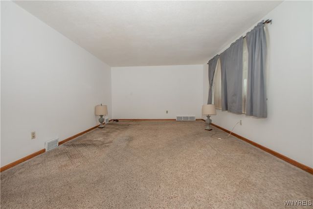 680 Dick Road, Cheektowaga, NY 14225