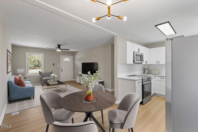 2205 Dixie Trail, Fayetteville, NC 28306