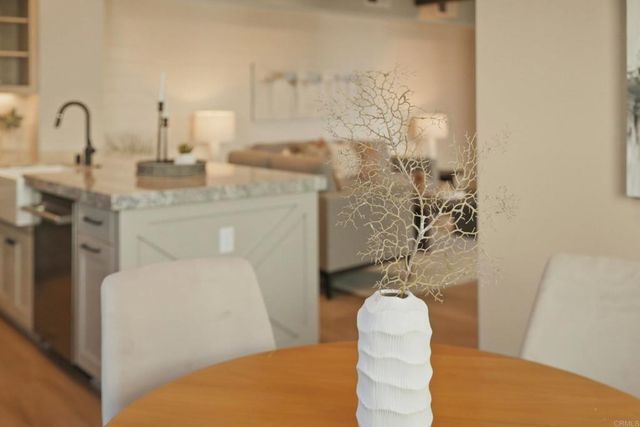 1601 San Remo Place 101, Encinitas, CA 92024