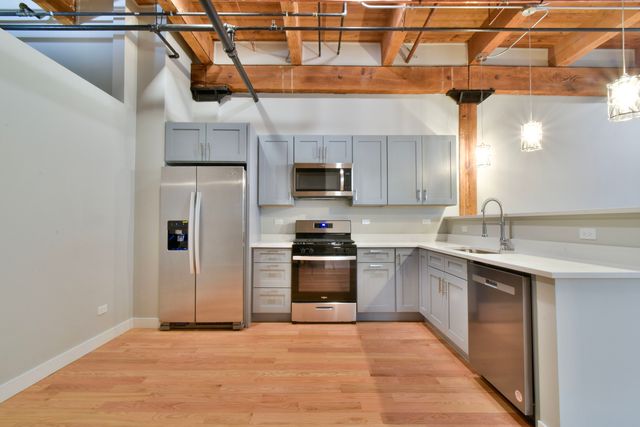 11 E Illinois Street 503, Chicago, IL 60611