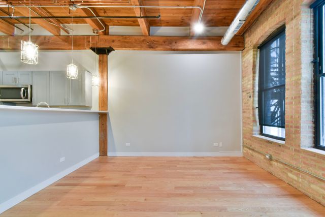 11 E Illinois Street 503, Chicago, IL 60611