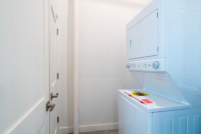 11 E Illinois Street 503, Chicago, IL 60611