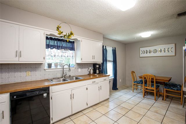 817 S Old Temple Road, Lorena, TX 76655