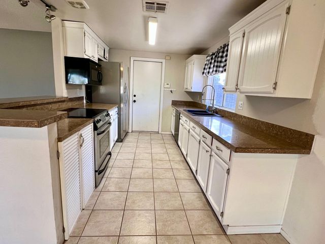 4427 N 102nd Drive, Phoenix, AZ 85037