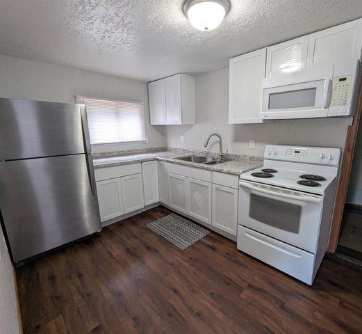 E13620 Idlewild Road, Merrimac, WI 53561
