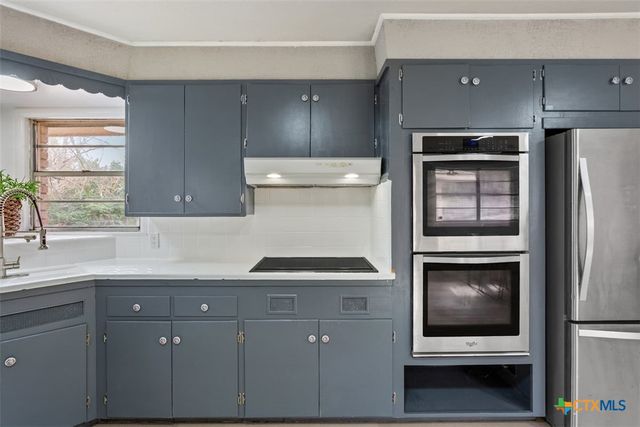 3213 W Avenue T, Temple, TX 76504