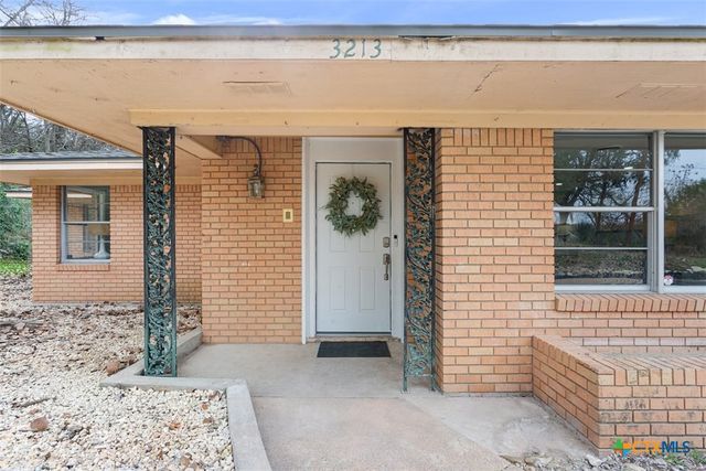 3213 W Avenue T, Temple, TX 76504