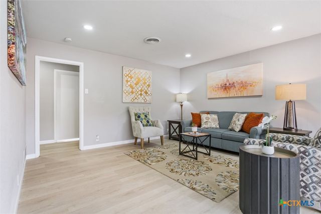 3213 W Avenue T, Temple, TX 76504