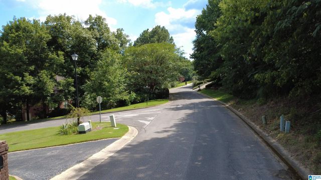 1729 VESTWOOD HILLS DRIVE, Vestavia Hills, AL 35216