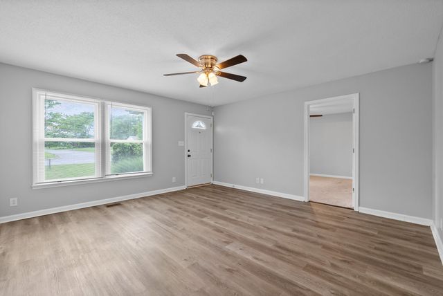 1574 Mary Beth Ln, Clarksville, TN 37042