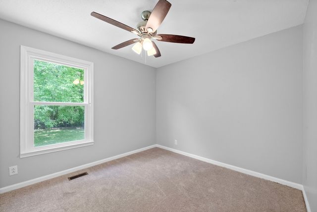 1574 Mary Beth Ln, Clarksville, TN 37042