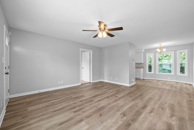 1574 Mary Beth Ln, Clarksville, TN 37042