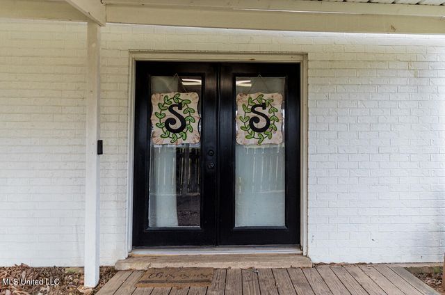 2596 Tank Road, Terry, MS 39170