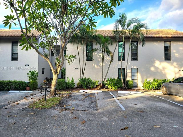 9723 N New River Canal Road 416, Plantation, FL 33324