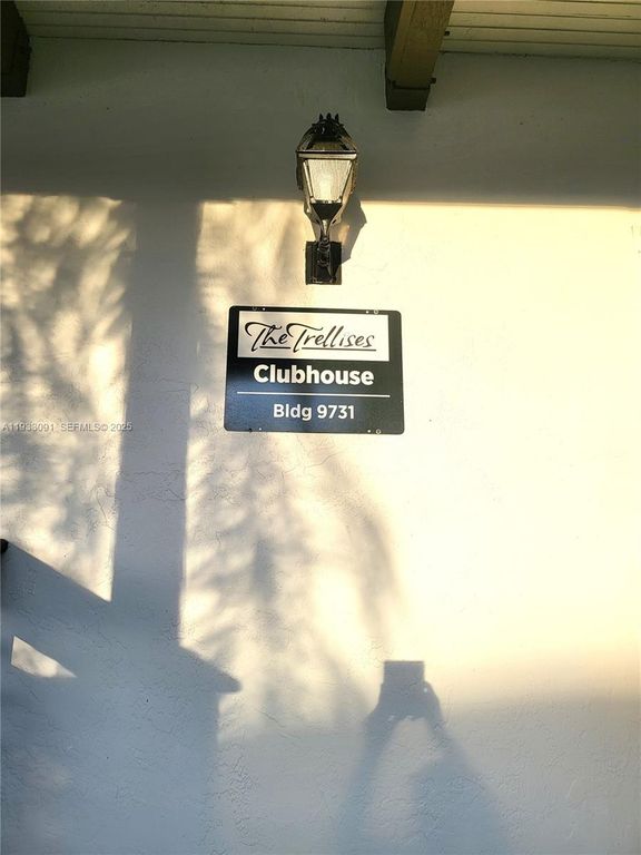 Image 49 of property listing at 9723 N New River Canal Road 416, Plantation, FL 33324