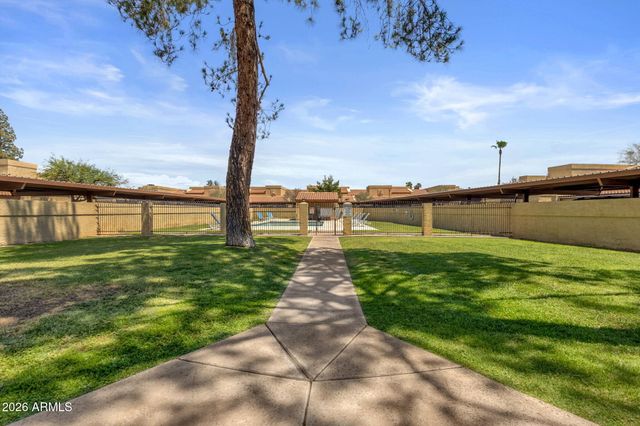 8344 N 21ST Drive I204, Phoenix, AZ 85021