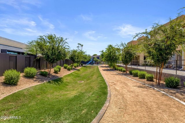 8344 N 21ST Drive I204, Phoenix, AZ 85021