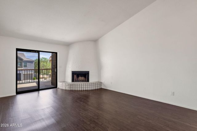 8344 N 21ST Drive I204, Phoenix, AZ 85021