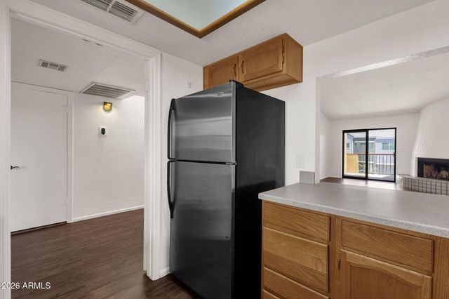 8344 N 21ST Drive I204, Phoenix, AZ 85021