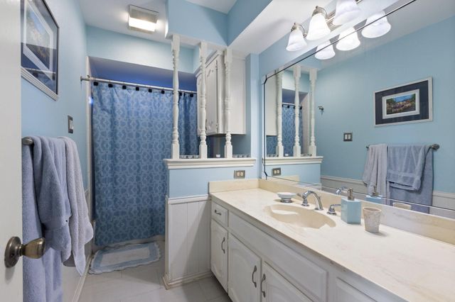 4525 Meadowview Drive, Mesquite, TX 75150