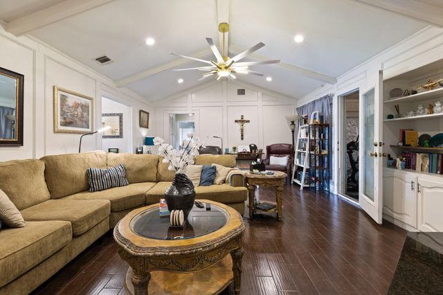 4525 Meadowview Drive, Mesquite, TX 75150