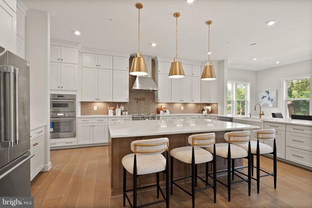 7211 BARNETT RD, Bethesda, MD 20817