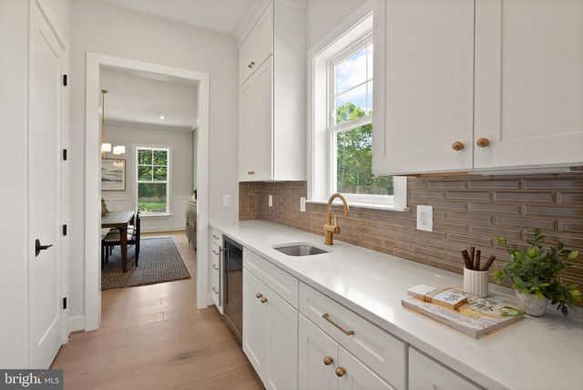 7211 BARNETT RD, Bethesda, MD 20817