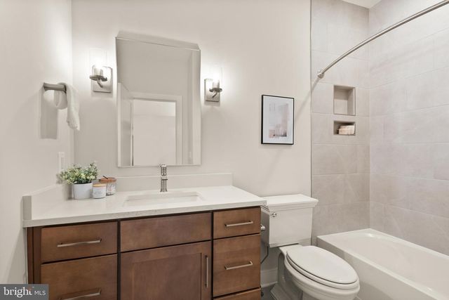 7211 BARNETT RD, Bethesda, MD 20817