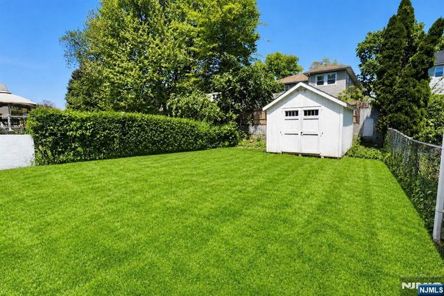 65 Almira Street, Bloomfield, NJ 07003