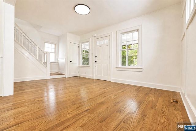 65 Almira Street, Bloomfield, NJ 07003