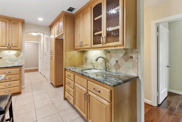 1939 U St, Rio Linda, CA 95673