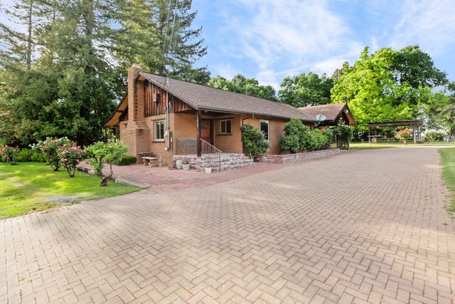 1939 U St, Rio Linda, CA 95673