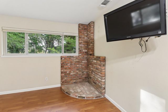 1939 U St, Rio Linda, CA 95673