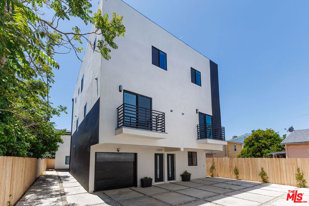 11314 Martha Street, North Hollywood, CA 91601 — exterior