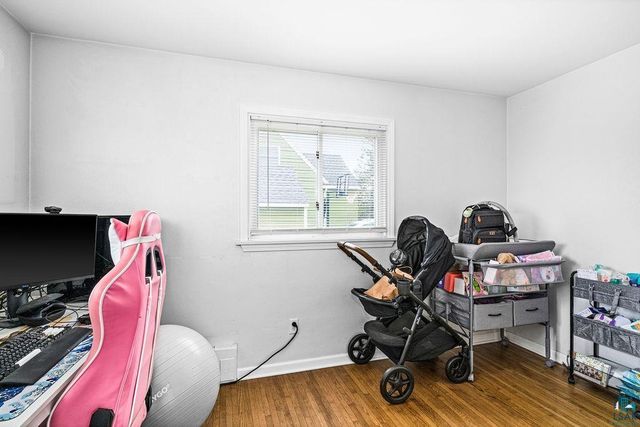 63 7th St, Superior, WI 54880