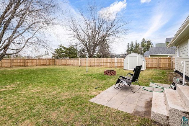 63 7th St, Superior, WI 54880