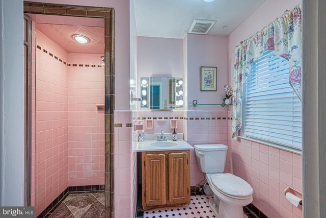380 SYCAMORE MILLS RD, Media, PA 19063