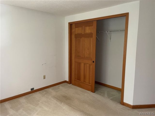 62 Lees 62, Elma, NY 14059