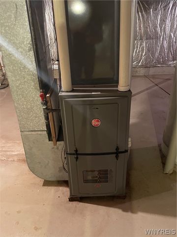 62 Lees 62, Elma, NY 14059