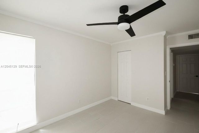 8985 Palm Tree Lane 8985, Pembroke Pines, FL 33024