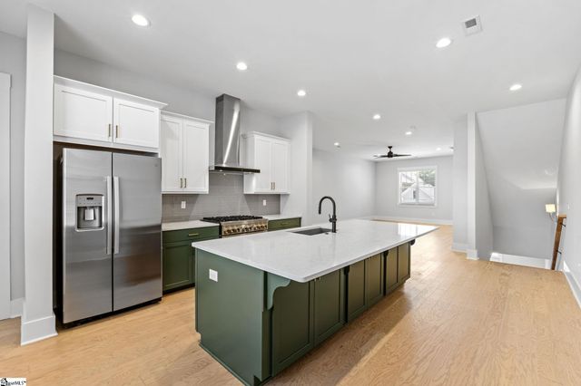 14 Whitner Street, Greenville, SC 29601