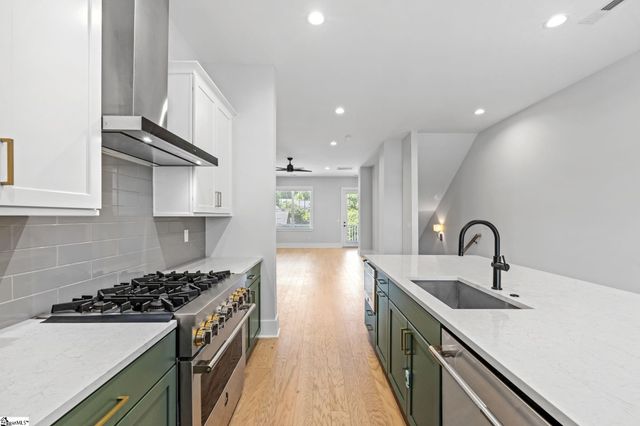 14 Whitner Street, Greenville, SC 29601