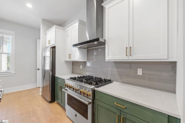 14 Whitner Street, Greenville, SC 29601