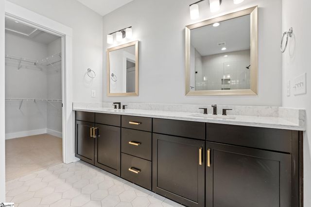14 Whitner Street, Greenville, SC 29601