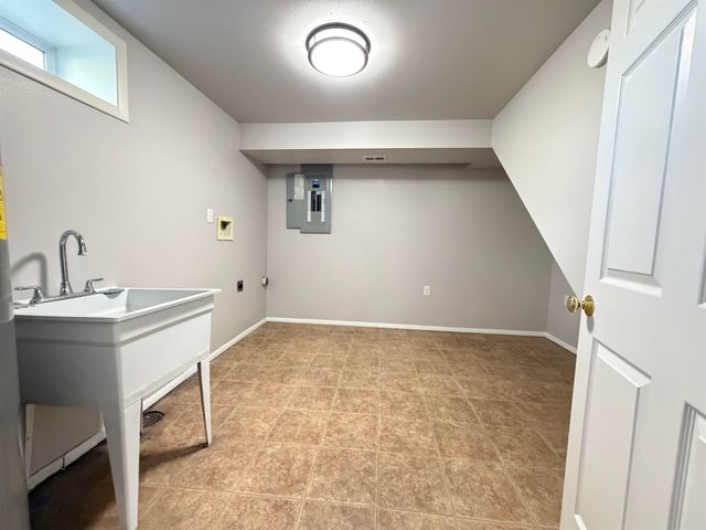 2310 N Upriver Ct, Spokane, WA 99217