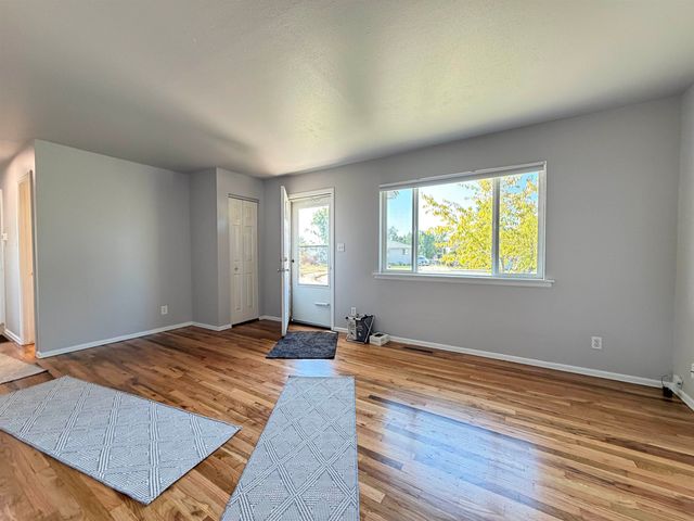 2310 N Upriver Ct, Spokane, WA 99217