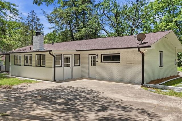 1150 Chestatee Road, Gainesville, GA 30501