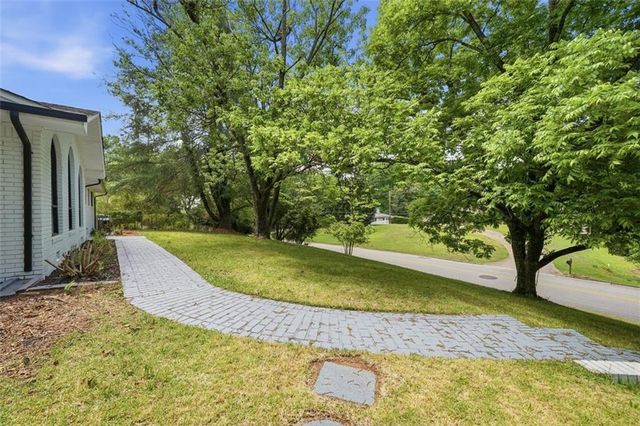 1150 Chestatee Road, Gainesville, GA 30501