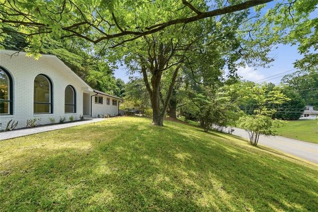 1150 Chestatee Road, Gainesville, GA 30501